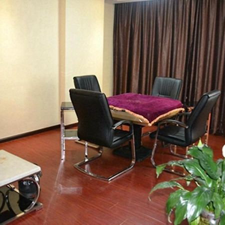 Greentree Inn Guangdong Foshan Lecong International Convention Center Business Hotel Екстер'єр фото