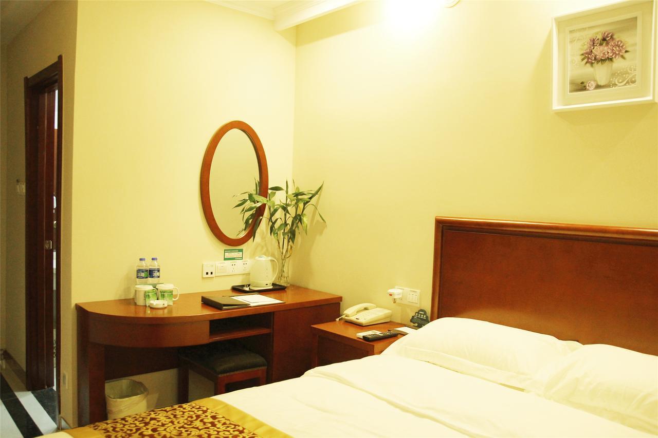 Greentree Inn Guangdong Foshan Lecong International Convention Center Business Hotel Екстер'єр фото